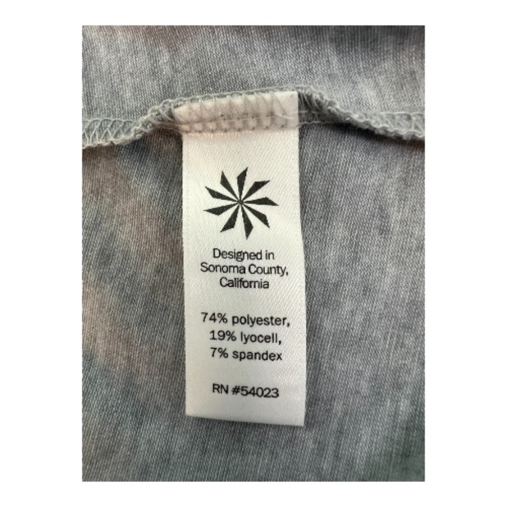 EUC Athleta essence tie-back tank – light heather gray, size M - Picture 7 of 8